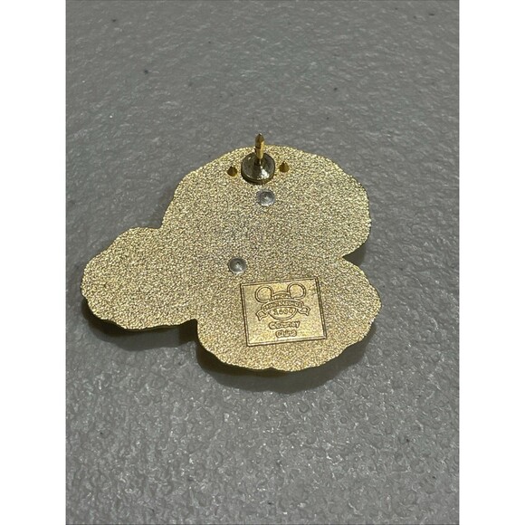 Vintage 2004 Disney Pin Stitch Snow Angel With Moving Arms - Picture 2 of 2